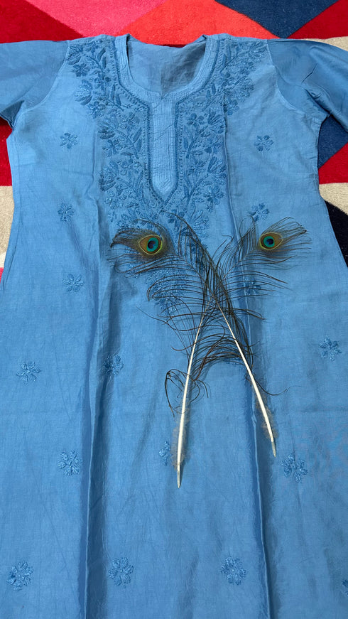 Hand Embroidered chikankari set